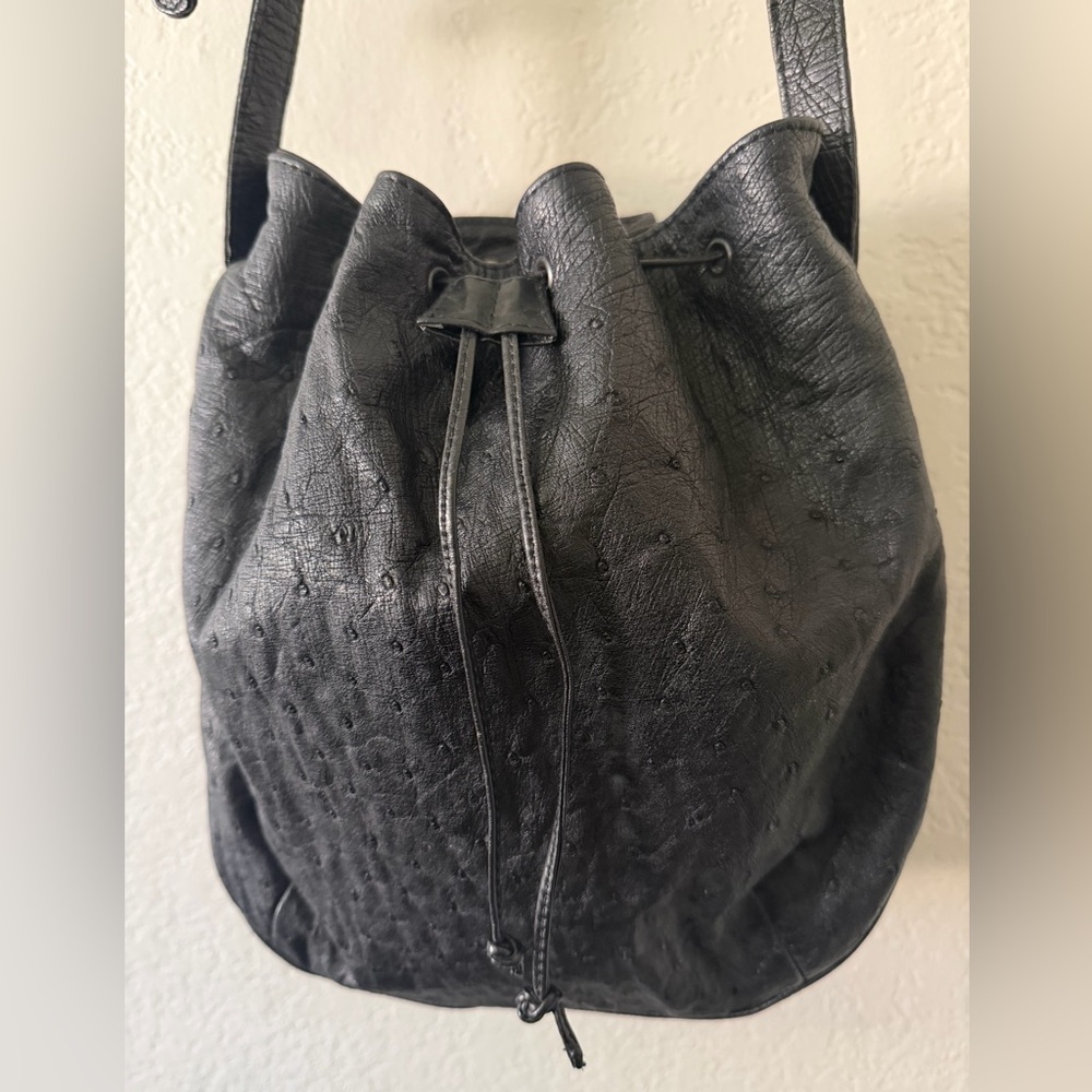 Vintage Genuine Ostrich Leather Makara - Picture 3 of 7